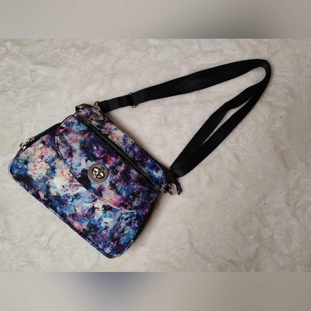 Baggallini Calais Crossbody Bag with RFID Wallet Pocket